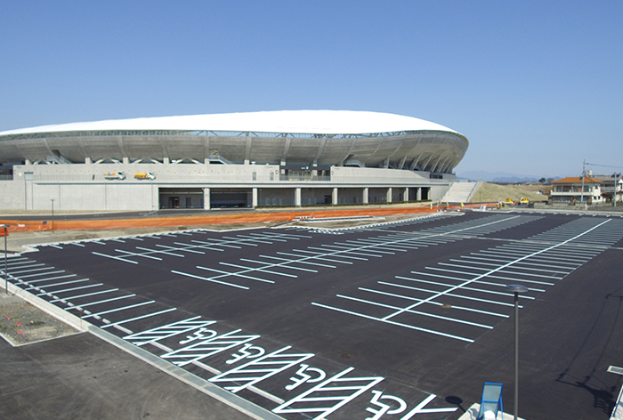 総合スポーツゾーン連絡通路ほか整備工事 (2)